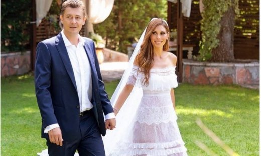 Αντώνης Σρόιτερ: Πόσταρε φωτό από τον γάμο του κι έκανε δημόσια ερωτική εξομολόγηση στη γυναίκα του