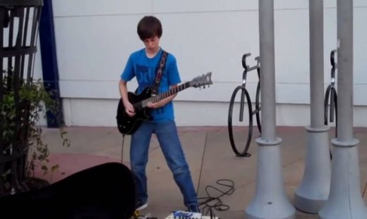 Ο πιο cool 11χρονος ροκάς
