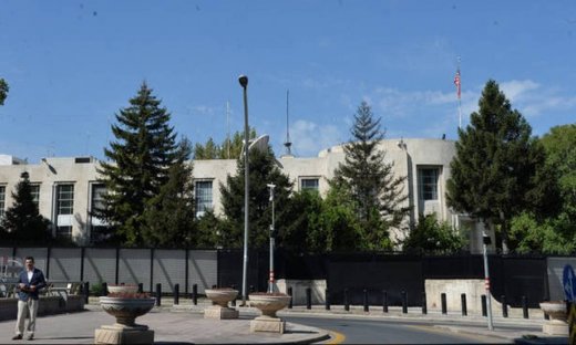 Ένοπλη επίθεση κατά της αμερικανικής πρεσβείας στην Άγκυρα: «Προβοκάτσια» καταγγέλλει ο Ερντογάν
