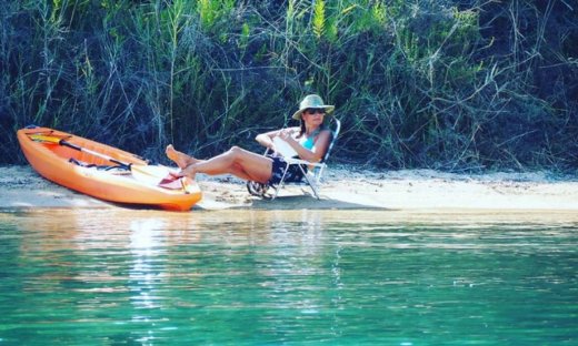 Πόπη Τσαπανίδου: Αυτή είναι η ερημική της παραλία!