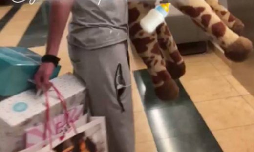 Baby boom! Γνωστός Έλληνας ποδοσφαιριστής έγινε μπαμπάς (pic)