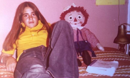 Την αναγνωρίζετε; Κι όμως είναι πασίγνωστη Ελληνίδα ηθοποιός