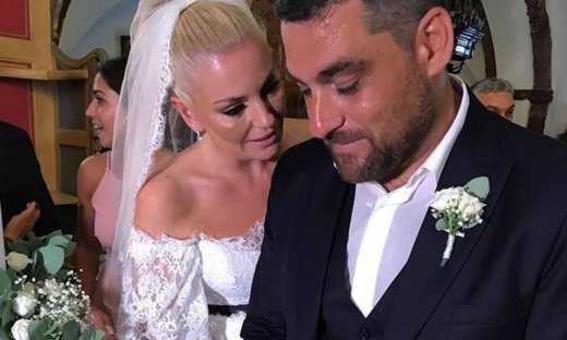 Ελισάβετ Μουτάφη: Οι αδημοσίευτες φωτό από την ημέρα του γάμου της με τον Νιφλή