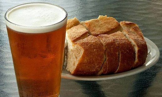 Έρευνα: Οι πρόγονοί μας έφτιαξαν πρώτα μπύρα και μετά ψωμί