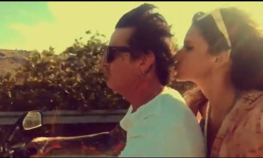 Full in love ο Tommy Lee στην Ελλάδα