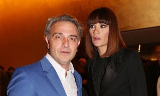 Άννα Μαρία Παπαχαραλάμπους: «Μου τηλεφώνησαν και µε ρώτησαν αν χωρίζω. ∆εν είναι αστείο...»