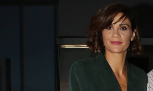 Άννα Μαρία Παπαχαραλάμπους: «Πρέπει να είμαι με τα παιδιά, να διαβάζω τον ρόλο μου, να μαγειρέψω...»