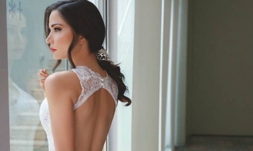 H Κατερίνα Γερονικολού κάνει... πρόβα νυφικού!