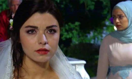 Elif: Η Ζεϊνέπ και ο Σελίμ παντρεύονται και είναι πολύ ευτυχισμένοι