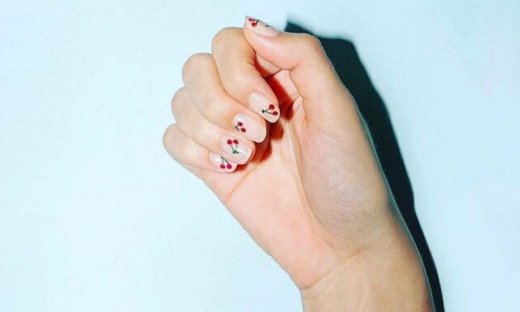 Το πιο ζουμερό nail art είναι trend και μπορείς να το κάνεις μόνη σου!
