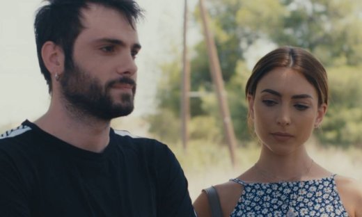 Το τατουάζ: Η Ελένη παρασύρεται από το ερωτικό πάθος του Φίλιππου