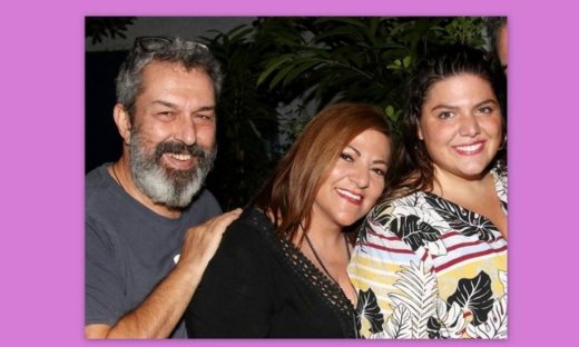 Δανάη Μπάρκα: Το συγκινητικό της μήνυμα για τη μαμά της και τον «μπαμπά» της