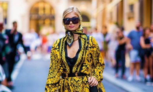 Τα scarf prints είναι η τάση που θα κάνει τη διαφορά