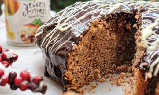 Βασιλόπιτα με καρύδια & επικάλυψη σοκολάτας