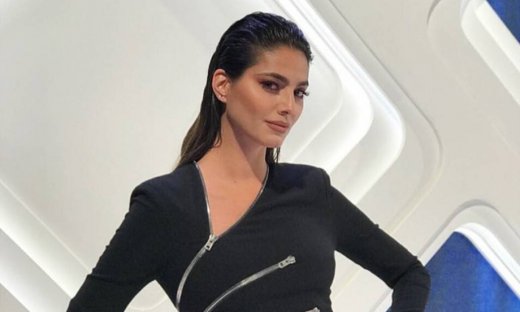 Μάθαμε τις λεπτομέρειες για τα μαλλιά και το μακιγιάζ της Ηλιάνας Παπαγεωργίου από το Γιάννη Σίσκο