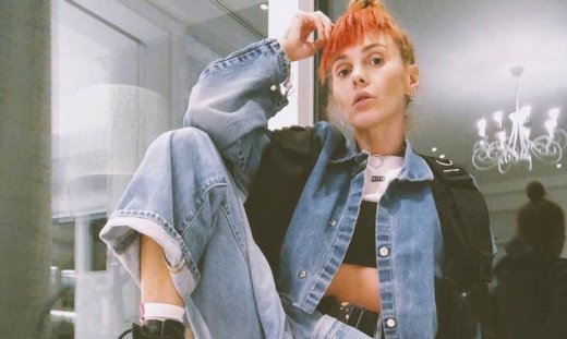 Φέτος με τα jeans σου μόνο ένα στυλ ζώνης μπορείς να φορέσεις