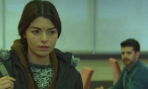 Elif: Η Ζεϊνέπ κάνει θεραπεία και ο Σελίμ την υποστηρίζει