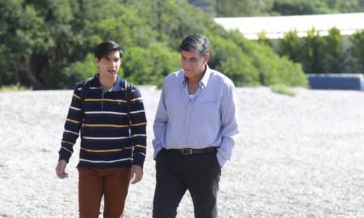 Πέτα τη φριτέζα: Ο Κίμωνας, βλέποντας τη φήμη του να καταποντίζεται, καταφεύγει σε…