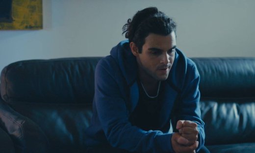 Το τατουάζ: Η Ελένη ζητά από τον Φίλιππο να χωρίσουν