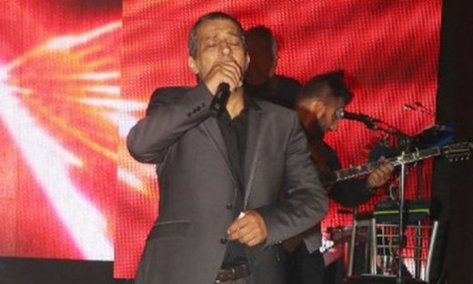 Φλερτ Θέμη Αδαμαντίδη με Έλλη Κοκκίνου