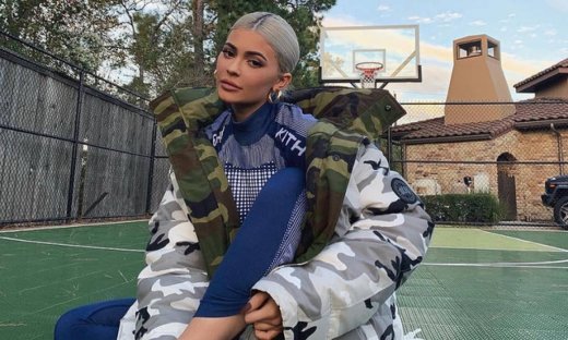 10 φωτογραφίες της Stormi Jenner, που αποδεικνύουν πως είναι το πιο χαριτωμένο μωρό