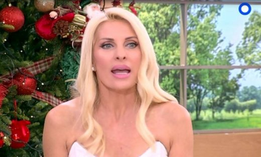 Ελένη Μενεγάκη: «Ήμουν λίγες ώρες στο σπίτι μου και μπλόκαρα…» - Τι της συνέβη;