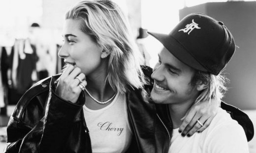 Υπάρχει μια συγκινητική λεπτομέρεια στα φετινά Χριστούγεννα του Justin Bieber