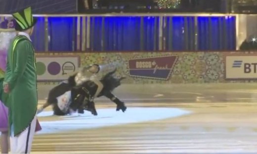 Τα δύο εικονικά παγοδρόμια της Μόσχας εντυπωσιάζουν μικρούς και μεγάλους