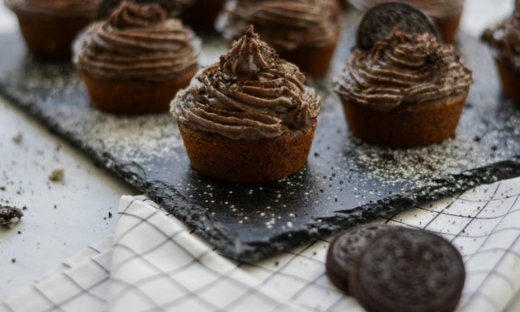 Oreo cupcakes με καραμέλα που αξίζει να δοκιμάσετε!