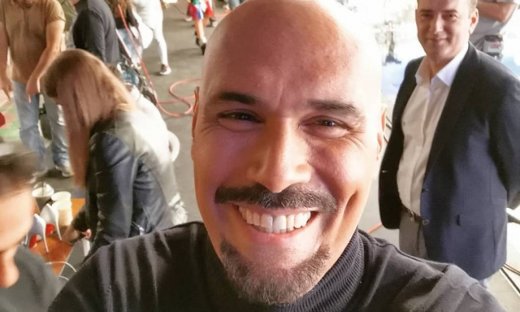 Δημήτρης Σκουλός: «Οι Έλληνες τα βγάzουν πέρα εκεί που οι ξένοι σταματούν»