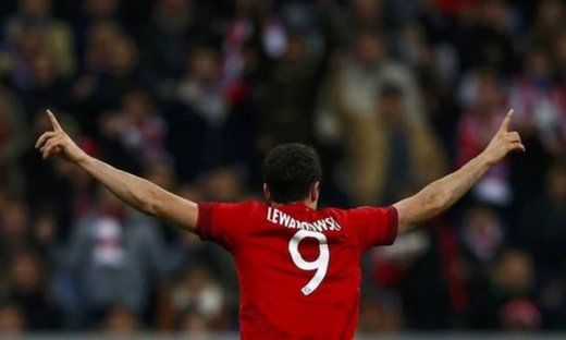 Θα σκοράρει πρώτος στο Άμστερνταμ ο Λεβαντόφσκι;