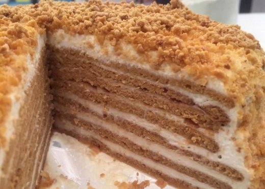 Τούρτα με μέλι και γιαούρτι