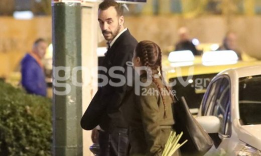 «Τσακώσαμε» τον Μουζουράκη στο δρόμο αλλά δεν ήταν μαζί με τη Σολωμού! (φωτό)