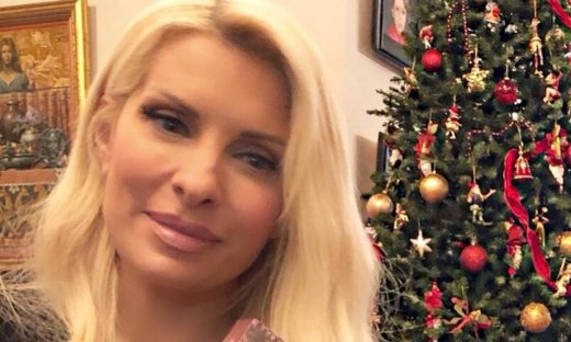 Ελένη Μενεγάκη: Μας δείχνει το χριστουγεννιάτικο δέντρο που στόλισε στο σπίτι της!