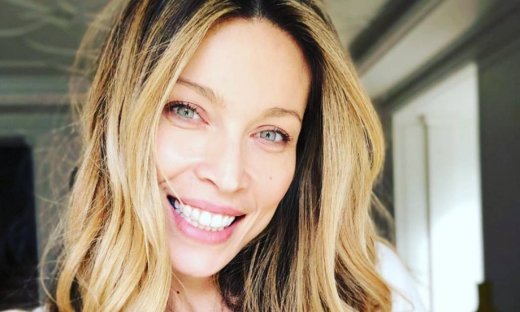 Μαριέττα Χρουσαλά: «Λιώνει» στη γυμναστική η όμορφη μανούλα!