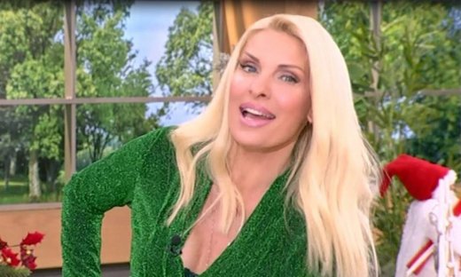 Ελένη Μενεγάκη: Θα κλαίτε από τα γέλια με την παρατήρηση σε συνεργάτη της