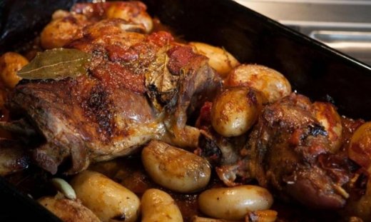 Αρνάκι μπογάνα