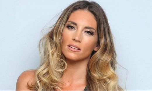 Αθηνά Οικονομάκου: «Τα φετινά Χριστούγεννα θα είναι μαγικά. Τα συναισθήματά μου είναι απερίγραπτα!»