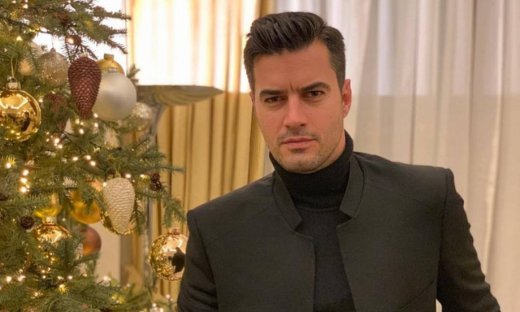 Δείτε τι κάνει ο Γιάννης Τσιμιτσέλης όταν έξω βρέχει!