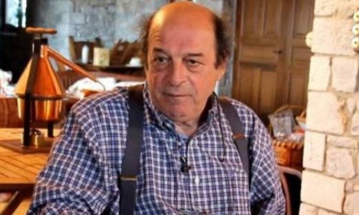 Μανούσος Μανουσάκης: Ετοιμάζει νέα σειρά στο OPEN για τη Γενοκτονία των Ποντίων!