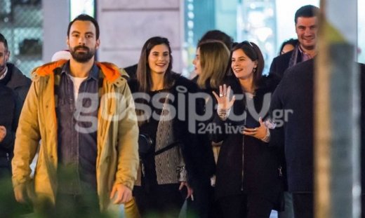 Σάκης Τανιμανίδης - Χριστίνα Μπόμπα: Η βόλτα τους στο κέντρο της Θεσσαλονίκης!