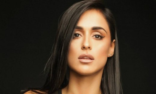 Χριστίνα Σάλτη: Η τραγουδίστρια έγινε ξανθιά! Δείτε τη μεγάλη αλλαγή στα μαλλιά της!