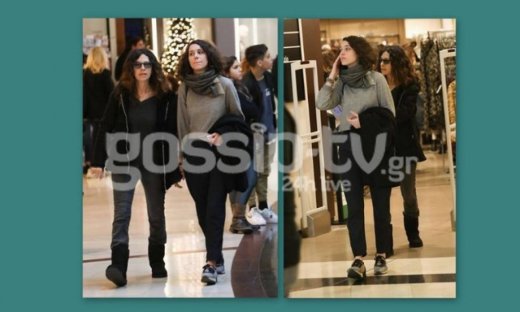 «Πιάσαμε» την Ελευθερία Αρβανιτάκη με την κόρη της! Δείτε την απίστευτη ομοιότητά τους!