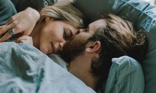 Ποιες στάσεις στο σεξ λατρεύουν οι άντρες και ποια σιχαίνονται;