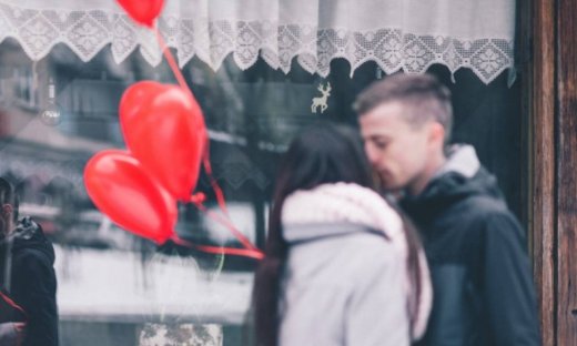 Είσαι μόνη; 5 (εντελώς ανορθόδοξοι) τρόποι για να αποκτήσεις αγόρι μέχρι του Αγίου Βαλεντίνου