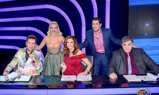 «Ο Σταρόβας είναι σαρωτικός, ο Γεωργούλης έχει γερή ατάκα, ο Μαζωνάκης έχει υποδόριο χιούμορ»