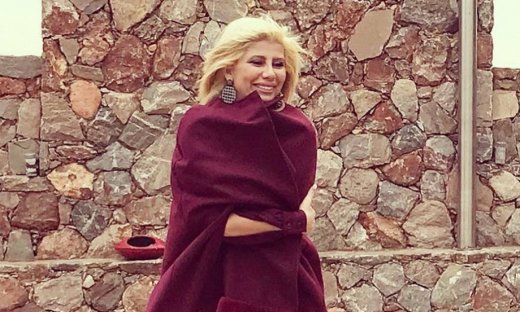 Ζήνα Κουτσελίνη: Η φωτό από το παρελθόν και το μήνυμα - καρφί προς... τους παρουσιαστές