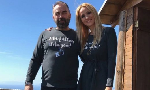 Ο Γκουντάρας κατεβαίνει υποψήφιος στις εκλογές και η σύζυγός του είναι η μεγαλύτερη θαυμάστρια