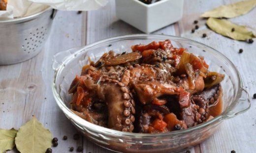 Κοκκινιστό χταπόδι