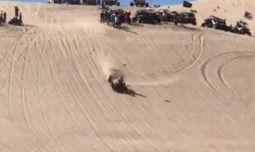 Θα τρέμουν τα πόδια σας βλέποντας αυτή τη σύγκρουση των μηχανόβιων